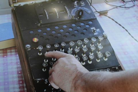  Code Machine