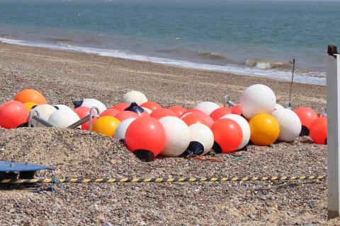  Buoys from cable operation