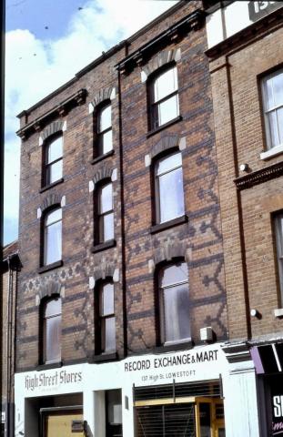  1989 137 High Street CREDIT;Crispin Hook