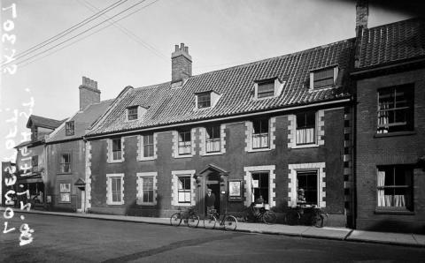  C1900 Eastholme School for girls CREDIT:russell walker