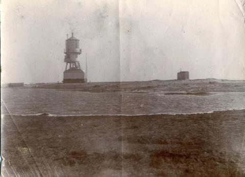 1900 LowLight CREDIT:Crispin Hook 